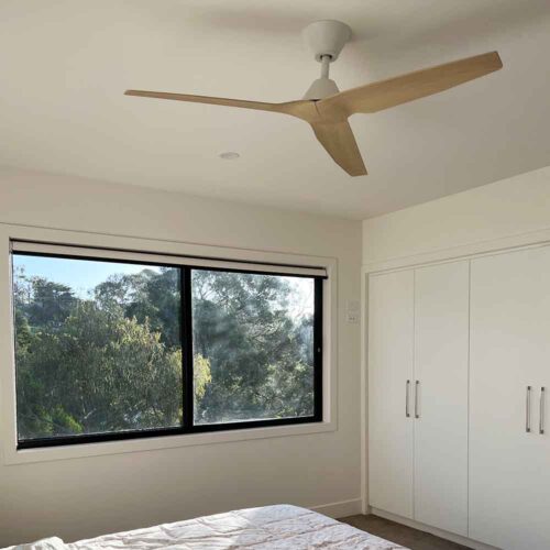 fanco-infinity-iD-ceiling-fan-beechwood-no-light-bedroom-zoomed